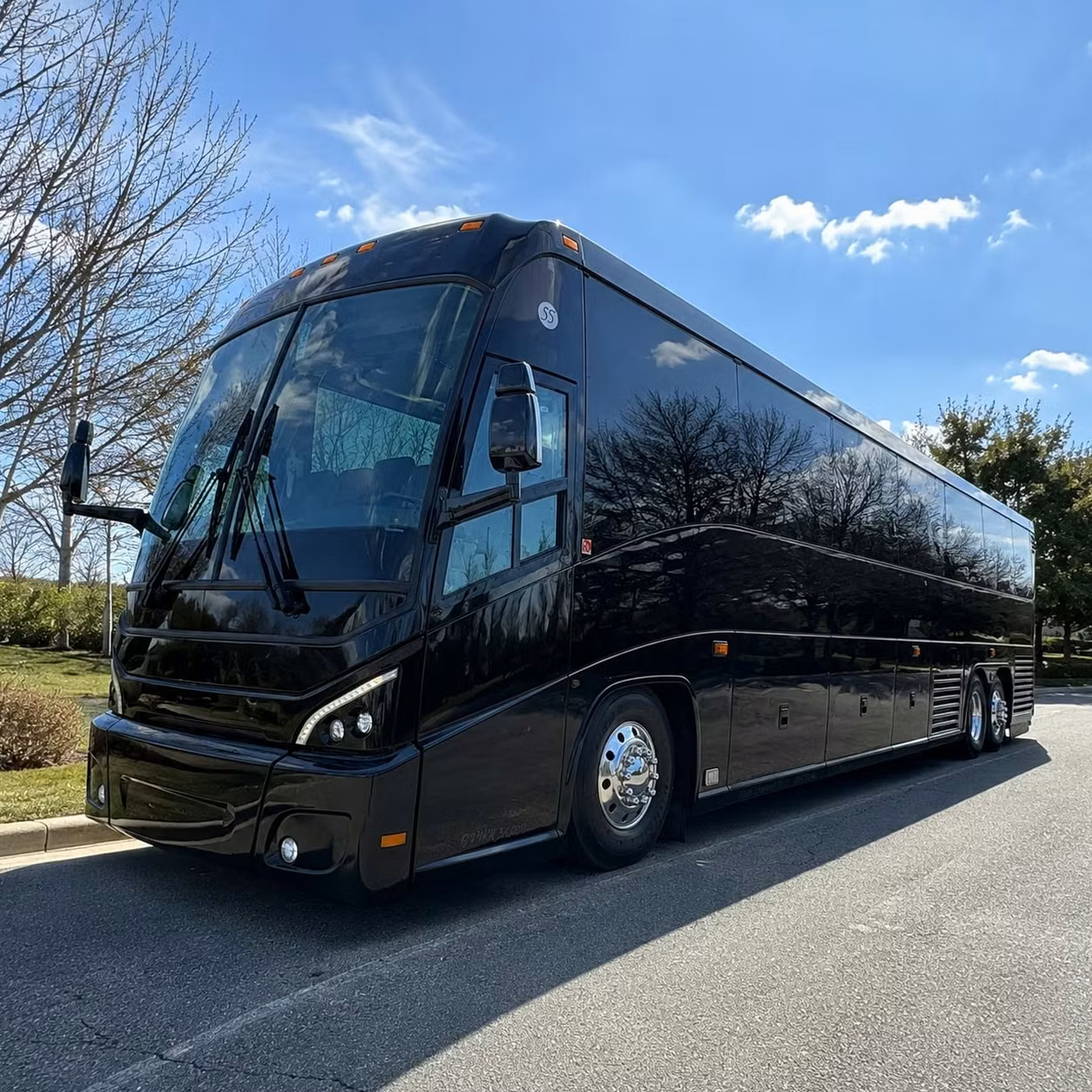 airport and federal facility transfer shuttles for wayne government groups
