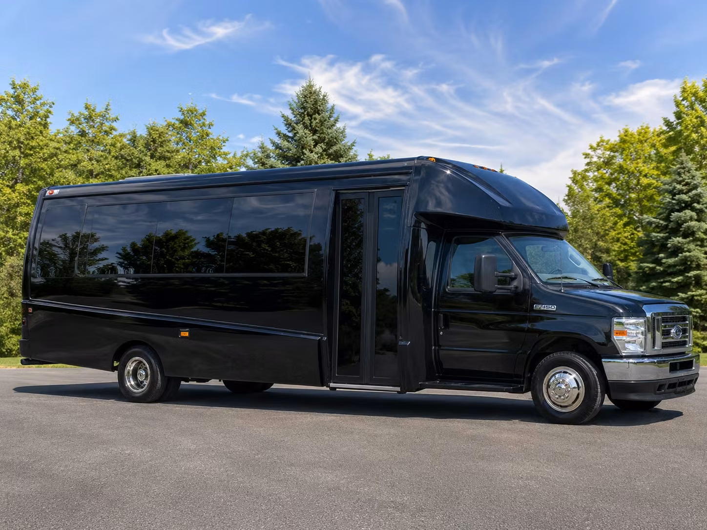 minibus rentals for smaller wayne class trips and youth group outings